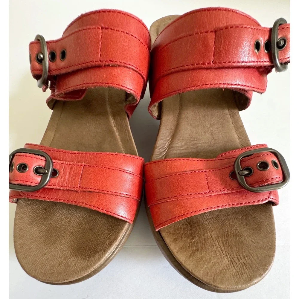Dansko Jessie Coral Red Leather Clog Sandals Bohemian Chic Size EU/37
